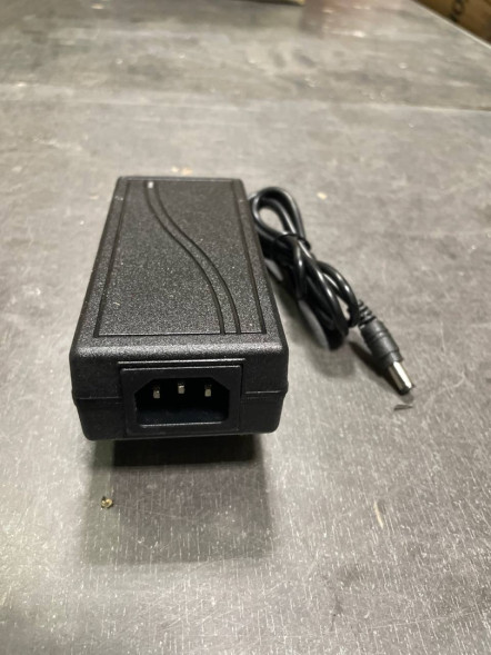 Блок питания Адаптер AC/DC Adapter LX1205 12V 5A